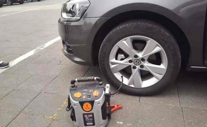 诏安汽车搭电案例